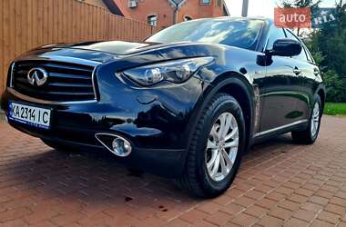 Седан Infiniti QX70 2013 в Киеве