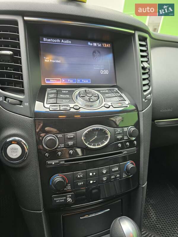 Внедорожник / Кроссовер Infiniti QX70 2014 в Виннице