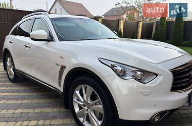 Внедорожник / Кроссовер Infiniti QX70 2014 в Киеве