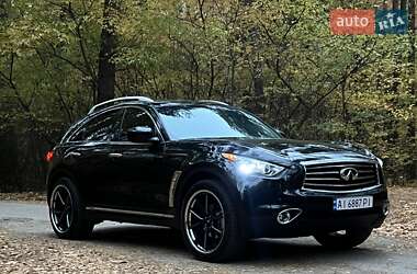 Позашляховик / Кросовер Infiniti QX70 2014 в Києві