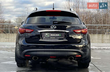 Внедорожник / Кроссовер Infiniti QX70 2014 в Киеве