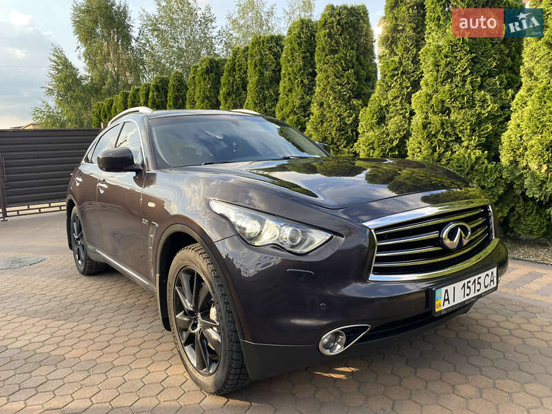 Позашляховик / Кросовер Infiniti QX70 2013 в Києві