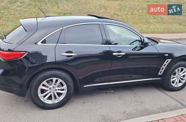 Седан Infiniti QX70 2013 в Києві