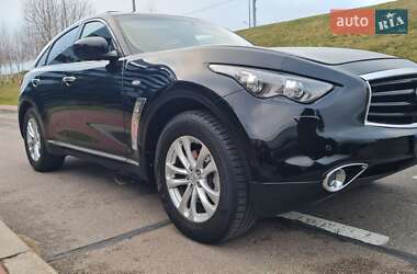 Седан Infiniti QX70 2013 в Києві