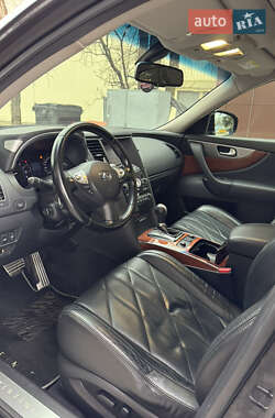 Внедорожник / Кроссовер Infiniti QX70 2014 в Днепре