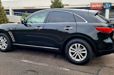 Позашляховик / Кросовер Infiniti QX70 2013 в Києві