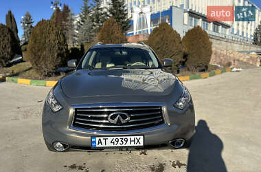 Позашляховик / Кросовер Infiniti QX70 2014 в Івано-Франківську