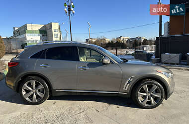 Позашляховик / Кросовер Infiniti QX70 2014 в Івано-Франківську