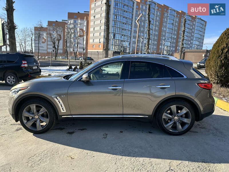Внедорожник / Кроссовер Infiniti QX70 2014 в Ивано-Франковске