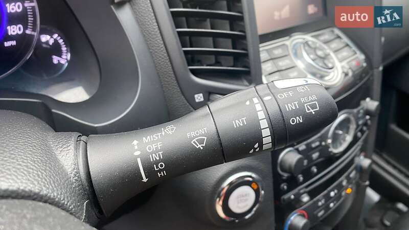 Внедорожник / Кроссовер Infiniti QX70 2014 в Виннице