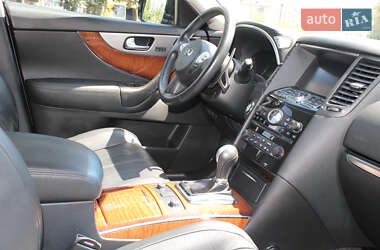 Внедорожник / Кроссовер Infiniti QX70 2013 в Виннице