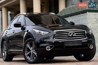 Внедорожник / Кроссовер Infiniti QX70 2015 в Одессе