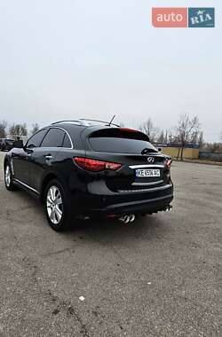 Позашляховик / Кросовер Infiniti QX70 2014 в Дніпрі