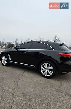 Внедорожник / Кроссовер Infiniti QX70 2014 в Днепре