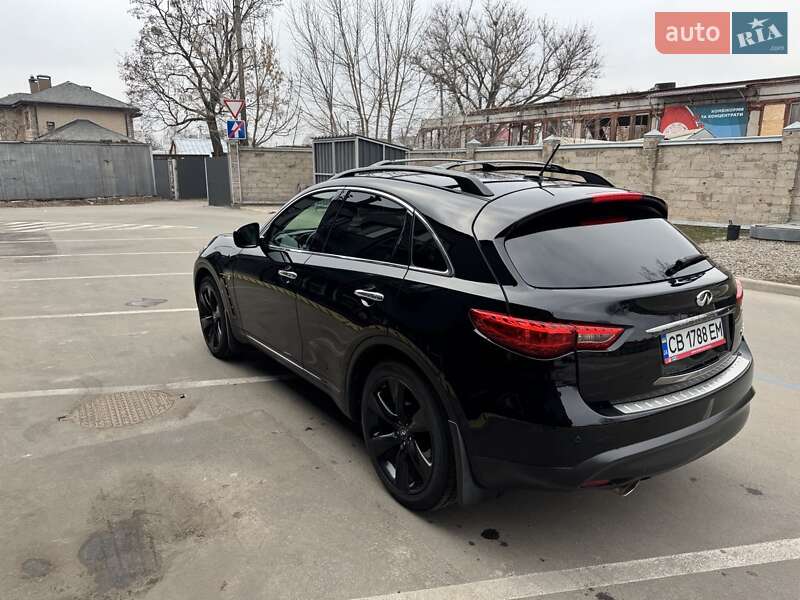 Внедорожник / Кроссовер Infiniti QX70 2017 в Чернигове