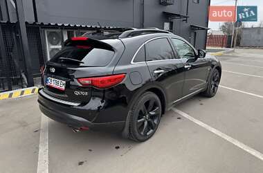Внедорожник / Кроссовер Infiniti QX70 2017 в 