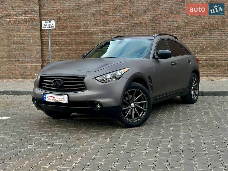 Внедорожник / Кроссовер Infiniti QX70 2015 в Одессе