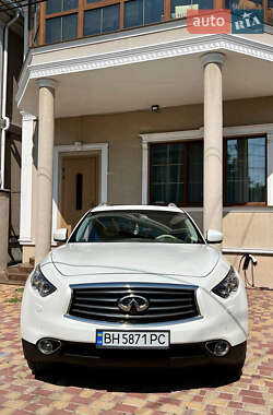 Внедорожник / Кроссовер Infiniti QX70 2013 в Одессе