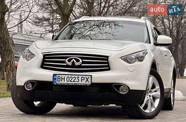 Внедорожник / Кроссовер Infiniti QX70 2013 в Одессе