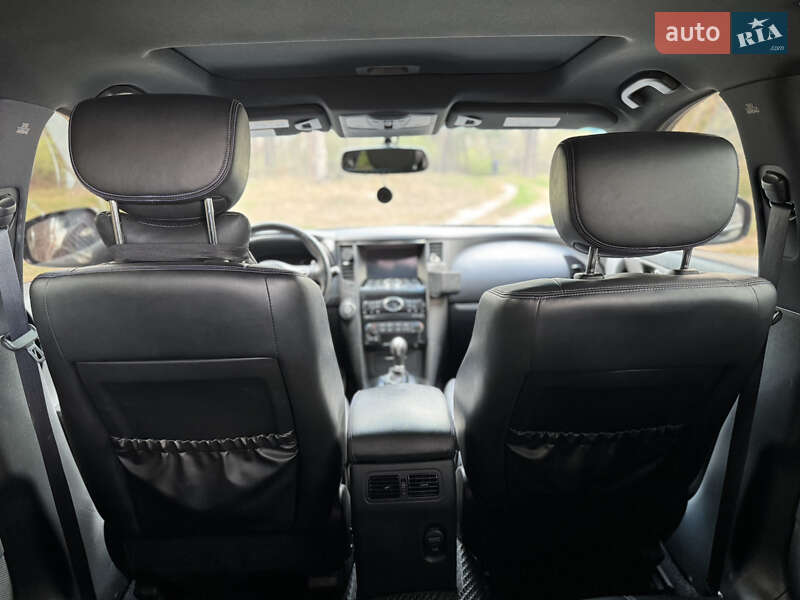 Внедорожник / Кроссовер Infiniti QX70 2016 в Черкассах