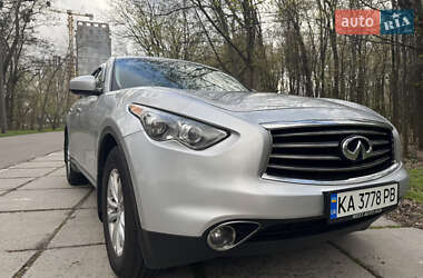 Позашляховик / Кросовер Infiniti QX70 2013 в Києві