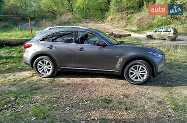Внедорожник / Кроссовер Infiniti QX70 2015 в Киеве
