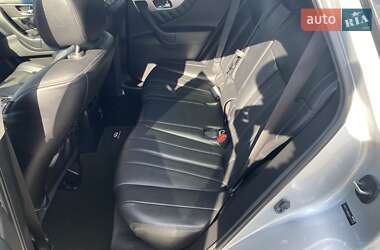 Внедорожник / Кроссовер Infiniti QX70 2015 в 