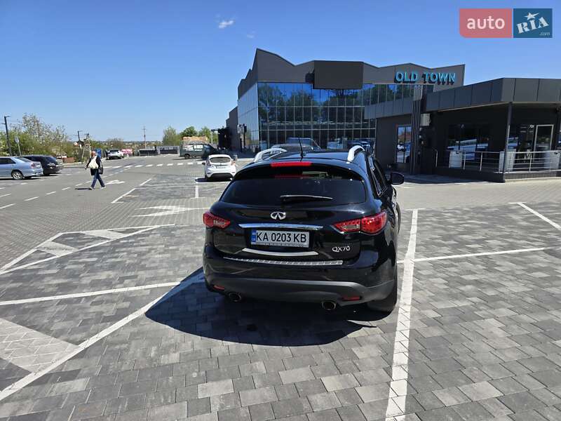 Внедорожник / Кроссовер Infiniti QX70 2014 в Виннице