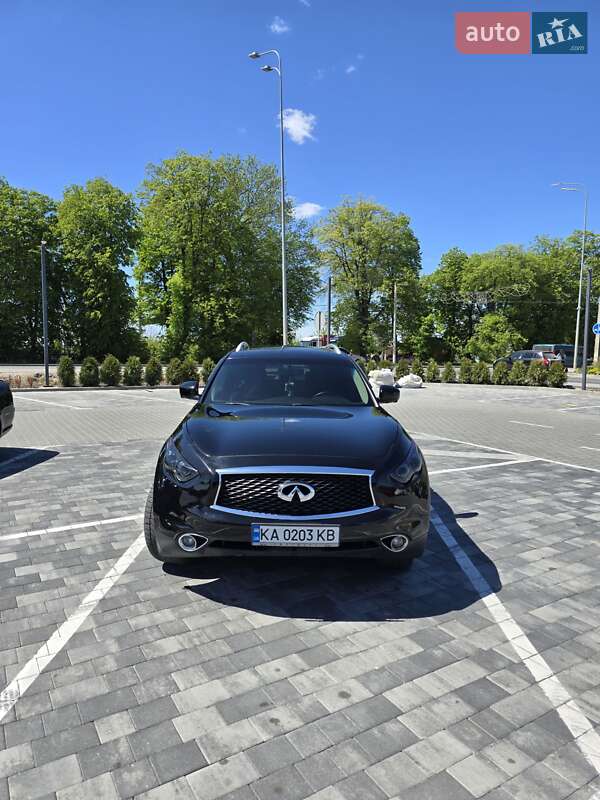 Внедорожник / Кроссовер Infiniti QX70 2014 в Виннице
