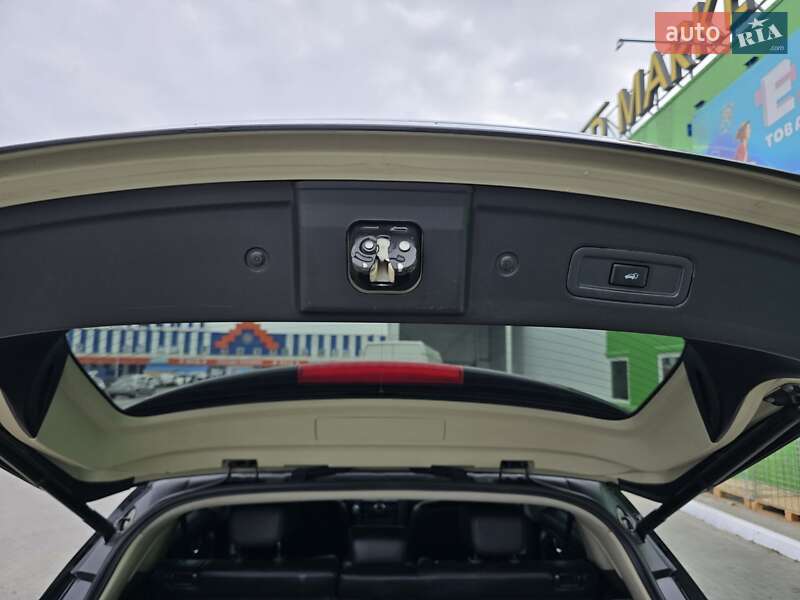 Внедорожник / Кроссовер Infiniti QX70 2014 в Виннице