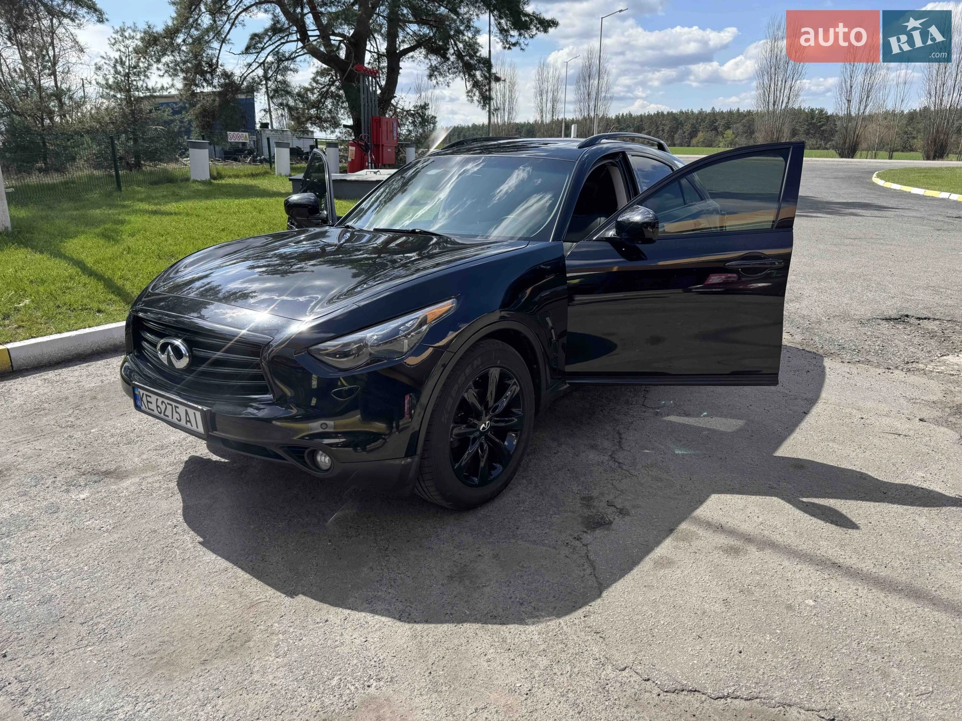 2015 Infiniti QX70 - мініатюра 2