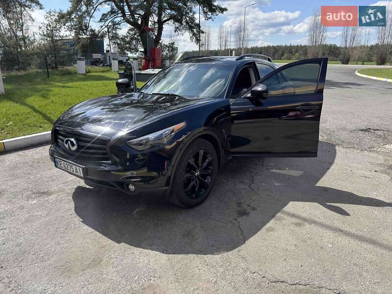 Внедорожник / Кроссовер Infiniti QX70 2015 в Полтаве