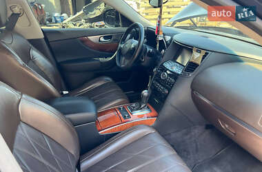 Позашляховик / Кросовер Infiniti QX70 2015 в 