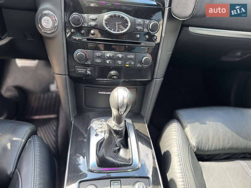 Внедорожник / Кроссовер Infiniti QX70 2016 в Черкассах фото 15 Внедорожник / Кроссовер Infiniti QX70 2016 в Черкассах