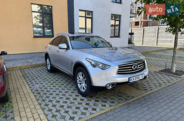 Внедорожник / Кроссовер Infiniti QX70 2014 в 
