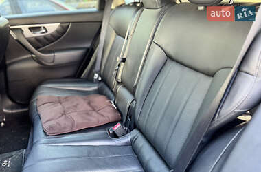 Внедорожник / Кроссовер Infiniti QX70 2014 в 