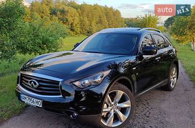 Внедорожник / Кроссовер Infiniti QX70 2013 в 