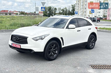 Внедорожник / Кроссовер Infiniti QX70 2016 в 