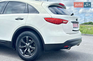 Внедорожник / Кроссовер Infiniti QX70 2016 в 