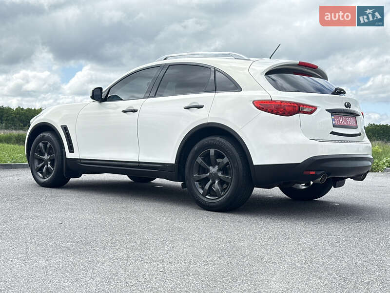 Внедорожник / Кроссовер Infiniti QX70 2016 в Виннице