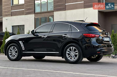 Внедорожник / Кроссовер Infiniti QX70 2017 в 