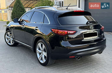 Позашляховик / Кросовер Infiniti QX70 2013 в 
