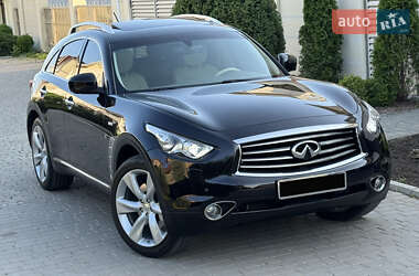 Позашляховик / Кросовер Infiniti QX70 2013 в 
