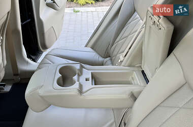 Позашляховик / Кросовер Infiniti QX70 2013 в 