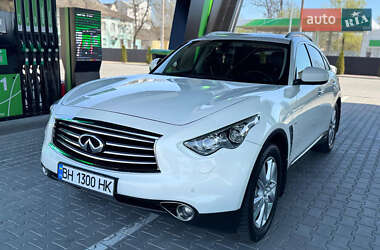 Позашляховик / Кросовер Infiniti QX70 2013 в 