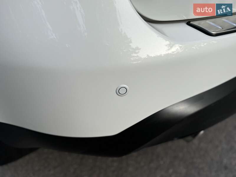 Внедорожник / Кроссовер Infiniti QX70 2014 в Киеве