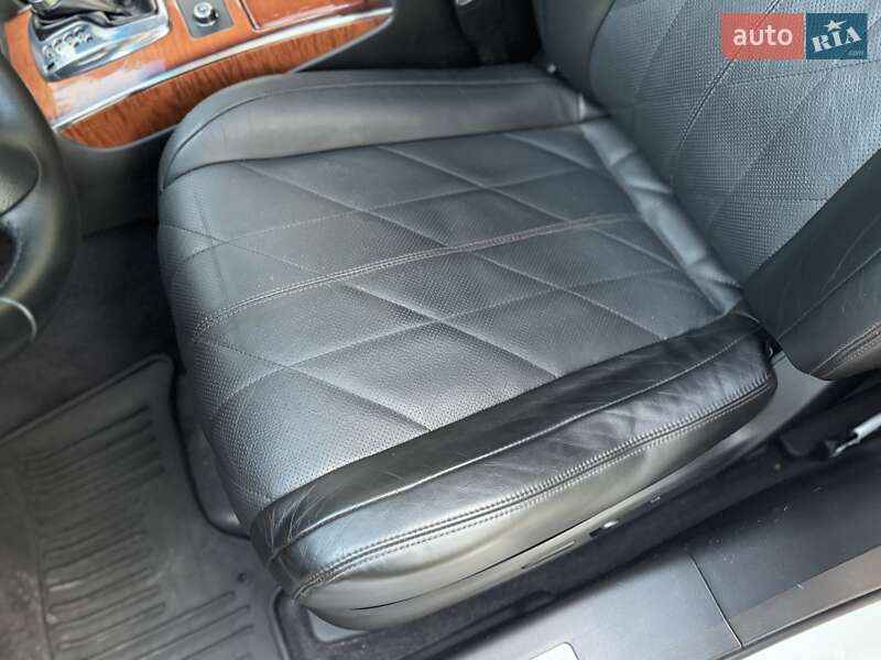 Внедорожник / Кроссовер Infiniti QX70 2014 в Киеве