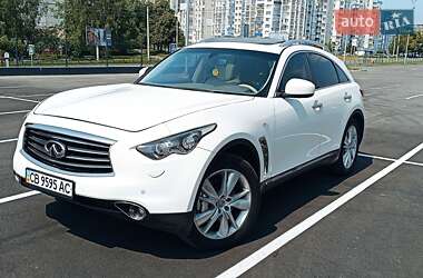Внедорожник / Кроссовер Infiniti QX70 2014 в 