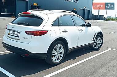 Внедорожник / Кроссовер Infiniti QX70 2014 в 
