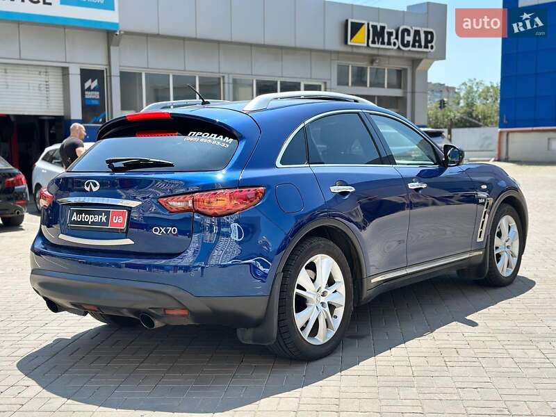 Позашляховик / Кросовер Infiniti QX70 2016 в Одесі